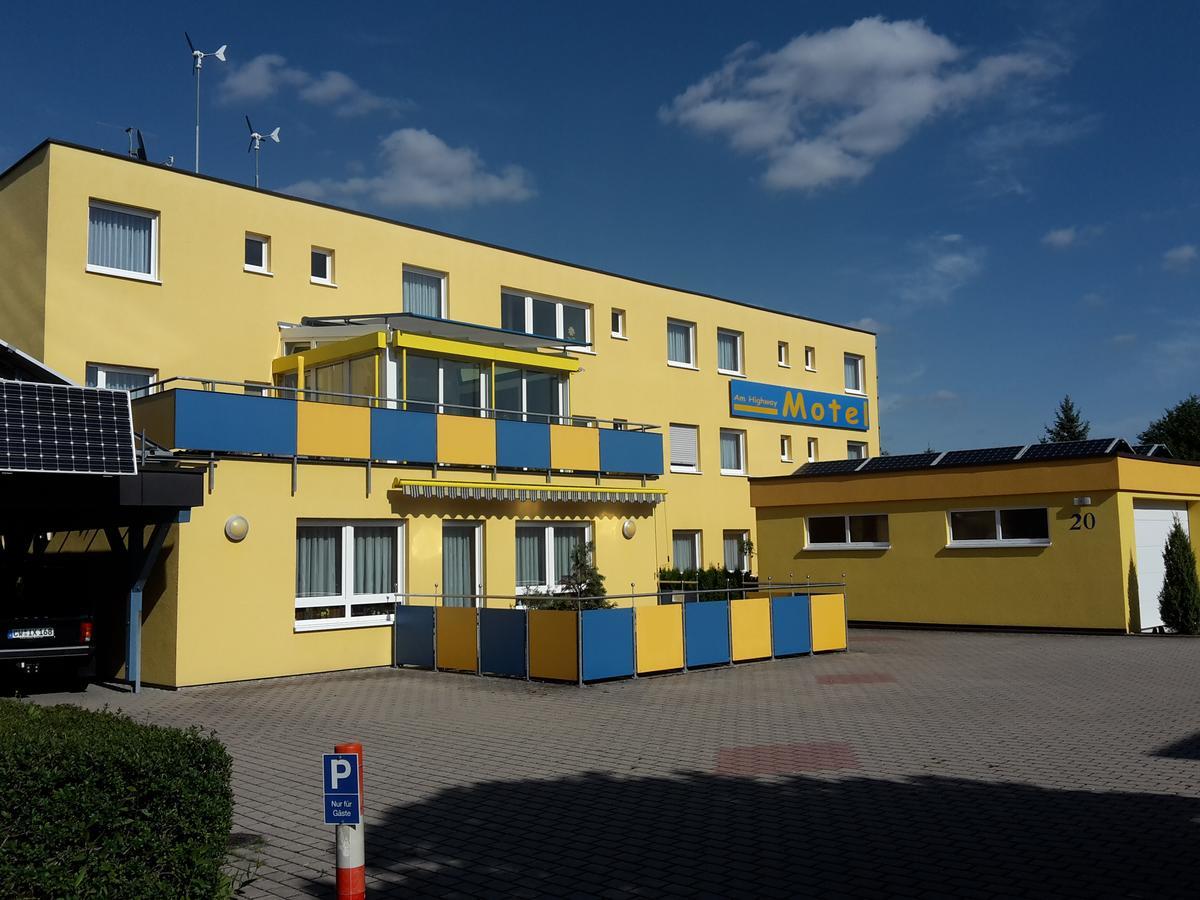 Motel Am Highway Althengstett Exterior photo
